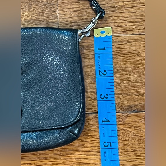 Coach Ashley Black Leather Wristlet Clutch Wallet Preowned - Picture 3 of 9